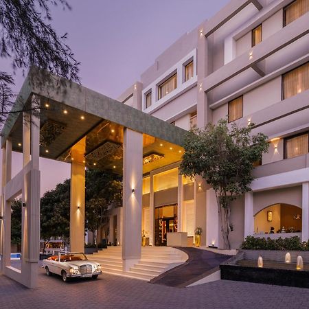 Essentia Luxury Resort & Spa Удайпур Экстерьер фото
